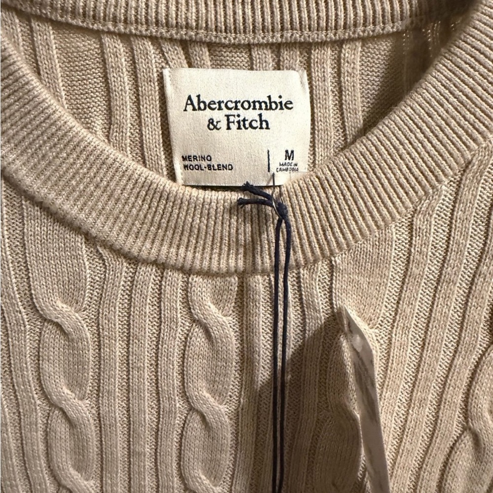 Merino Wool-Blend Cable Crew Sweater - Picture 4 of 5